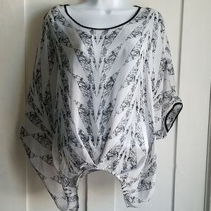 Bisou Bisou blouse